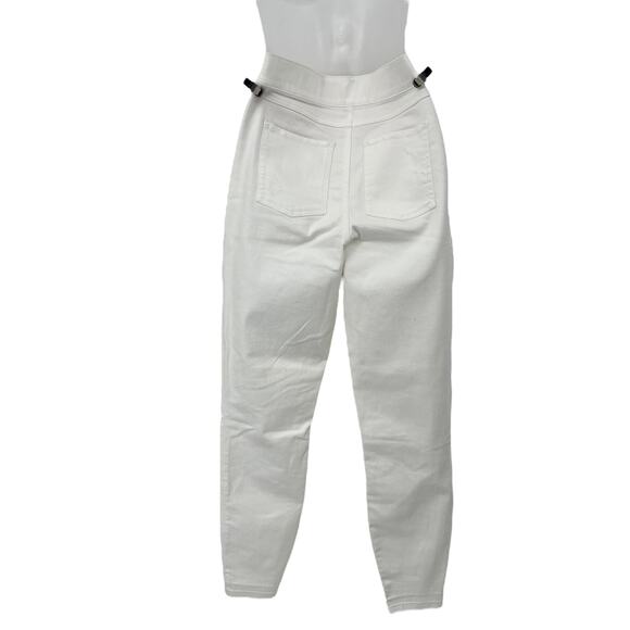 SPANX Distressed Skinny Jeans White Pull On Stretch Pockets Slimming Medium NEW - Picture 4 of 10